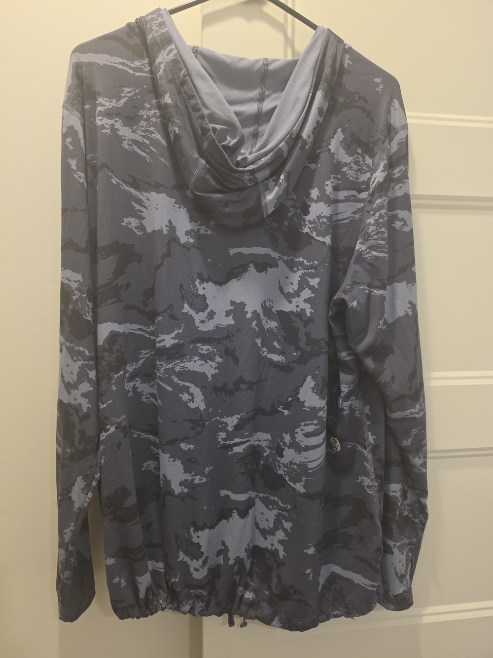 Women's Hooded Performance Shirt - Charcoal Camouflage - Picture 5 of 8